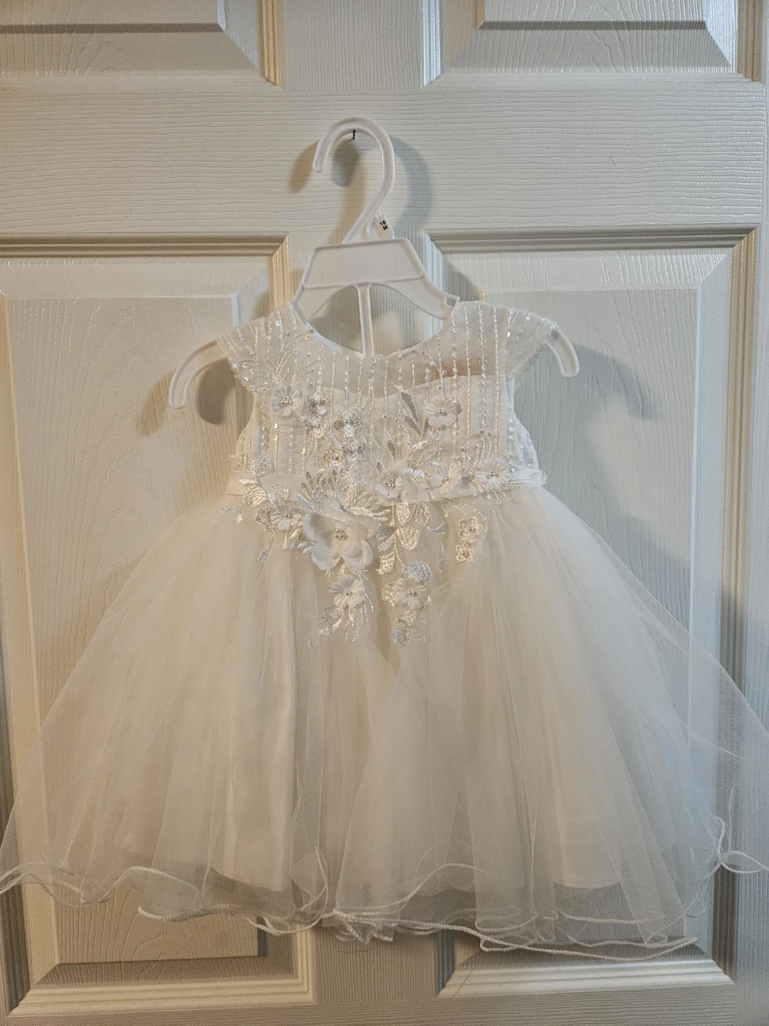 White Baby Dress ( 9 - 12 months ) - photo 2
