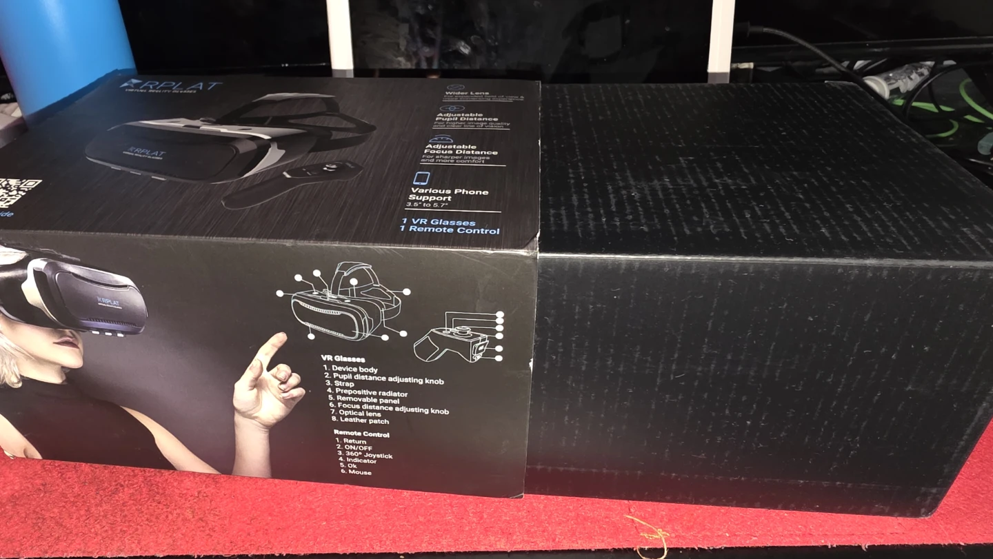 Brand new in box VR headset with a one-handed controller. - photo 2