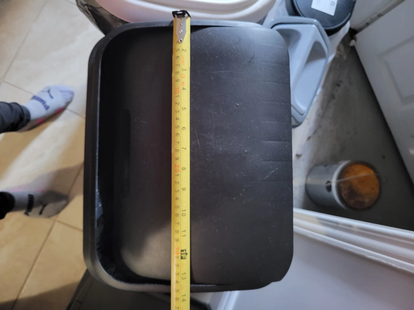 $10 each 13 gallon Trash Can - photo 3