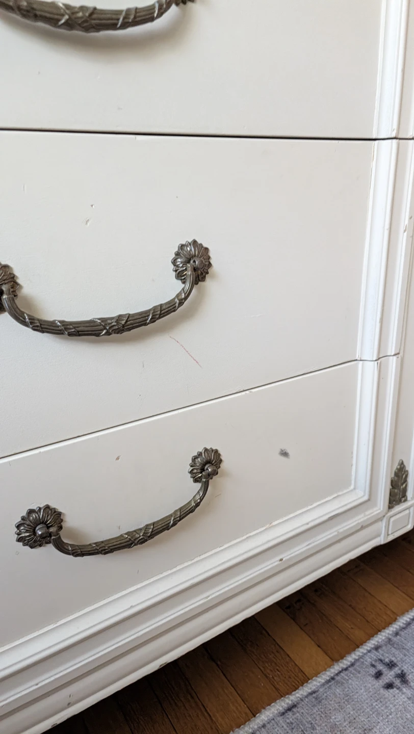 Vintage Cream Dresser - photo 3