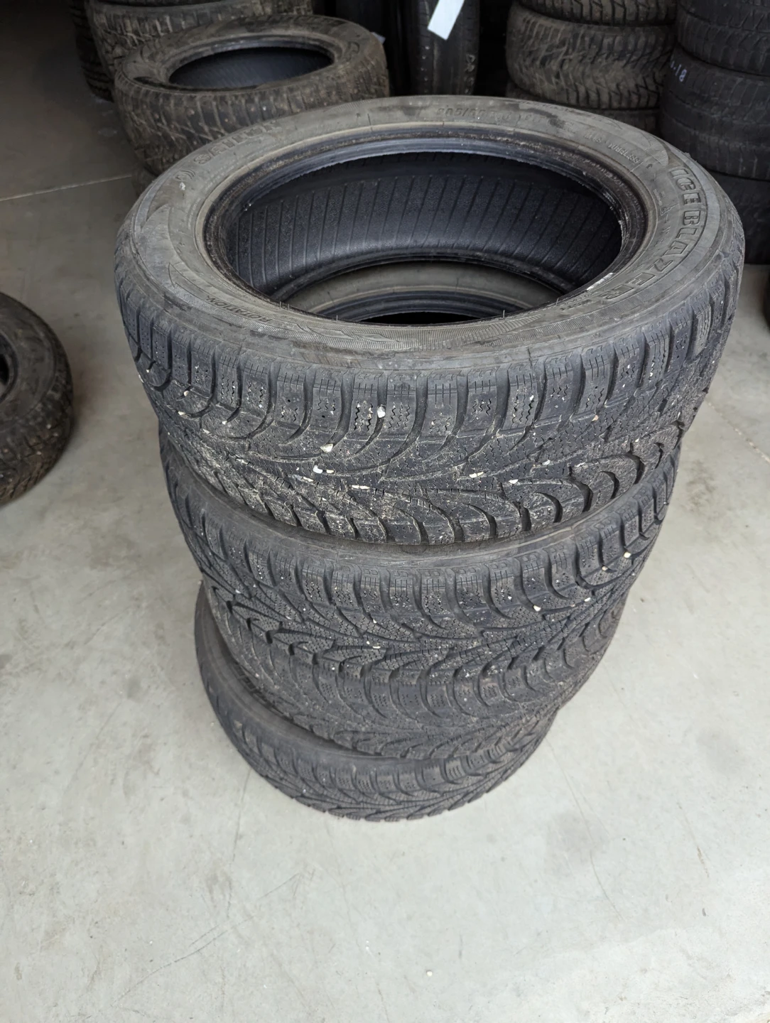 205/5516 Sailun Ice Blazer Winter Tire