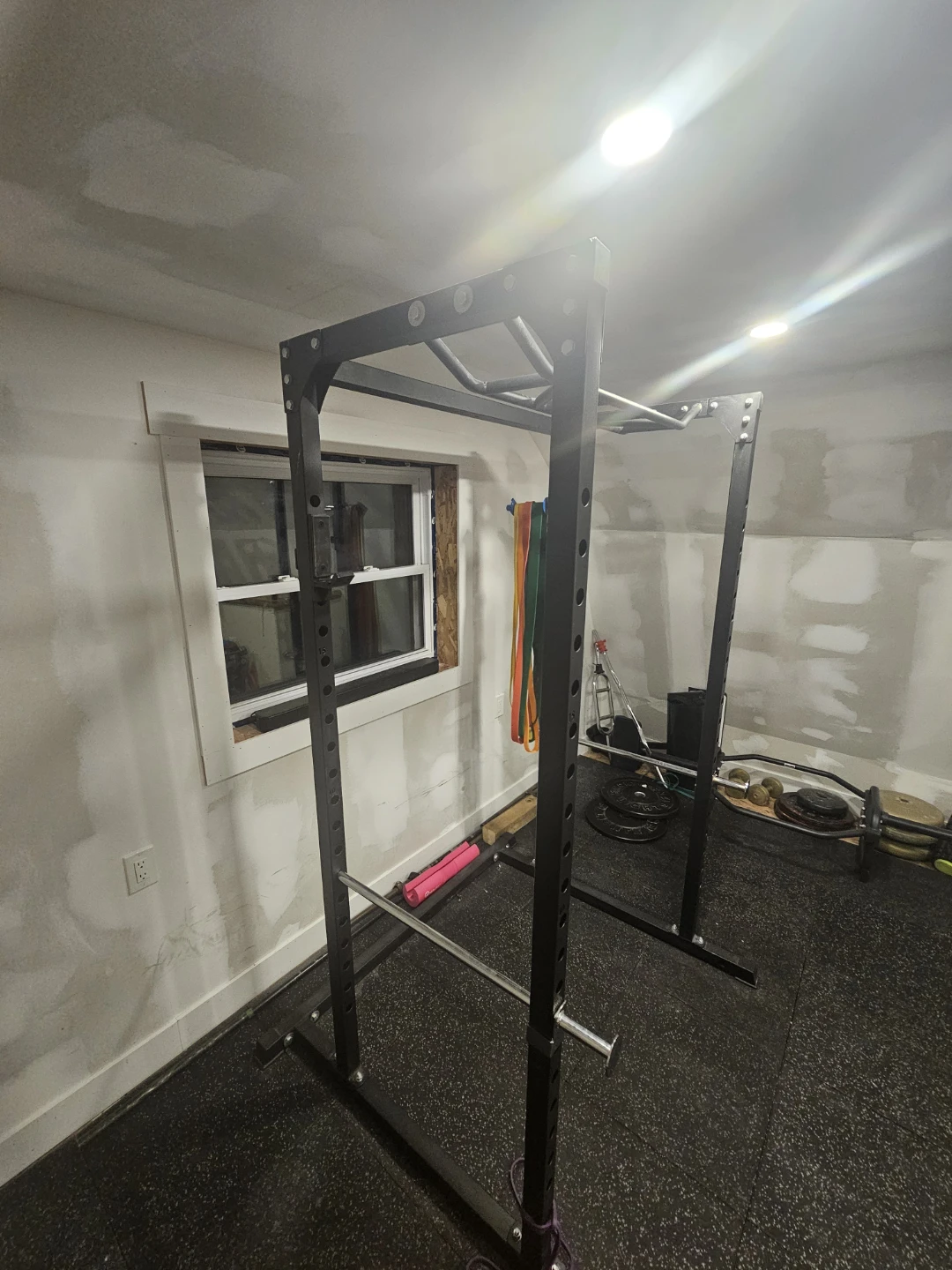 Squat Rack - 2x2" tubing - 700lb capacity - photo 2