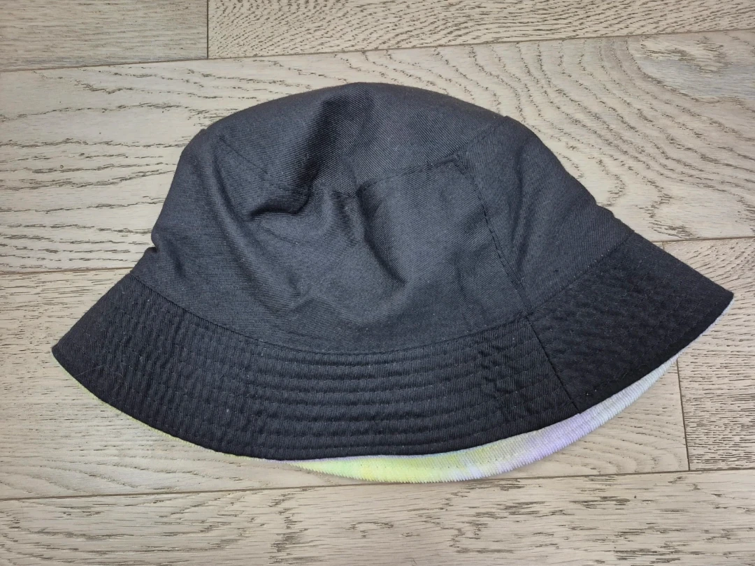 Reversible Tie-Dye and Black Bucket Hat - photo 2