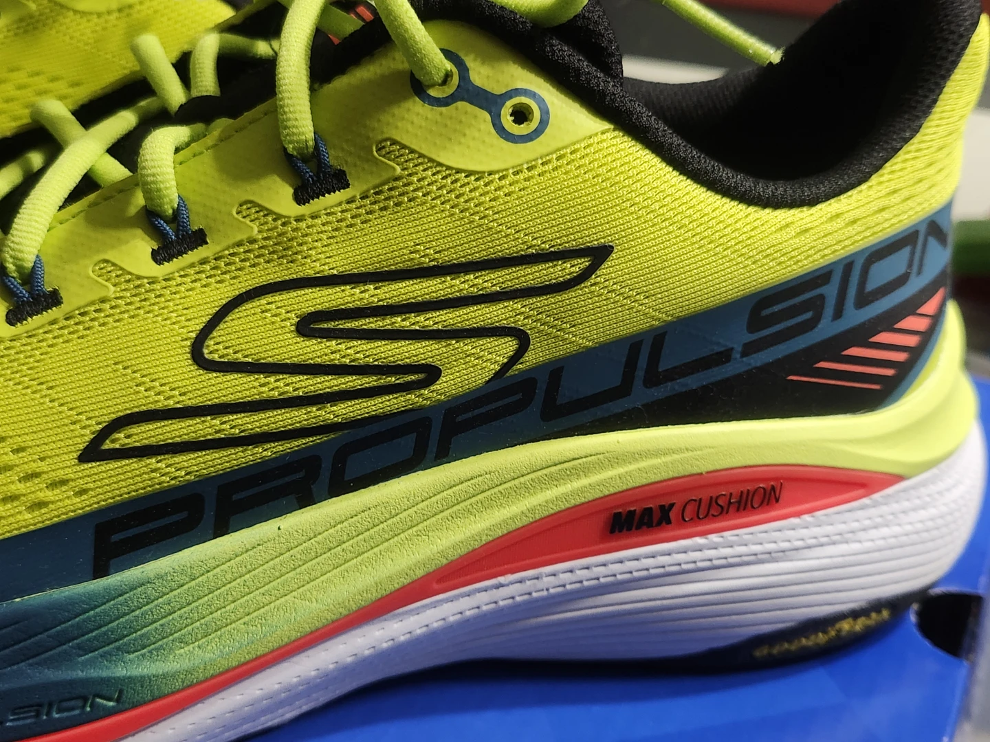 Skechers GoRun Propulse Men's Running Shoes Size 10