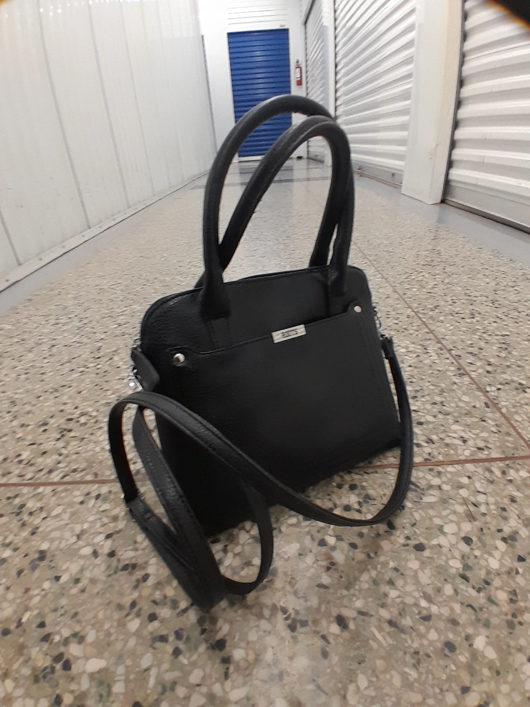 Roots black handbag Women's  25x20