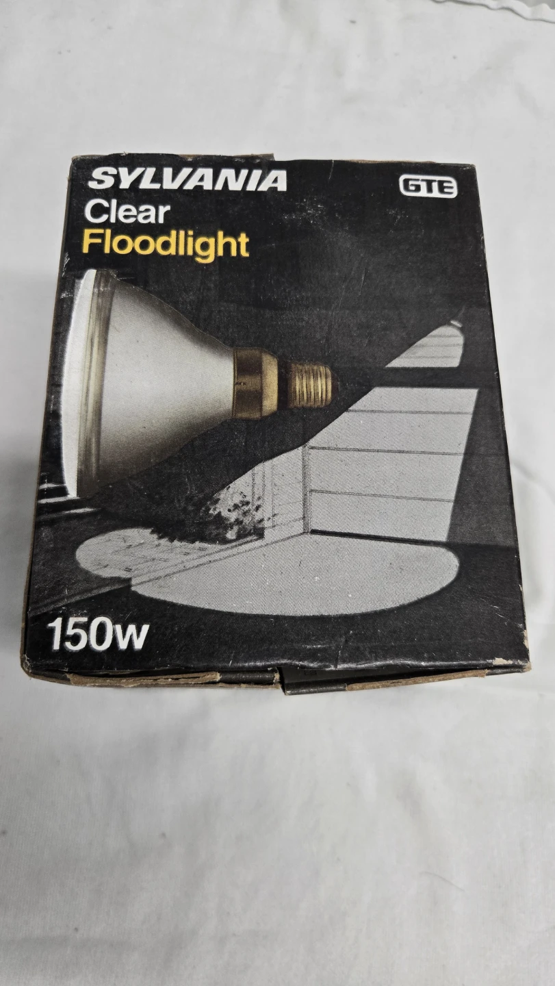Sylvania 150W Clear Floodlight Bulb - photo 2