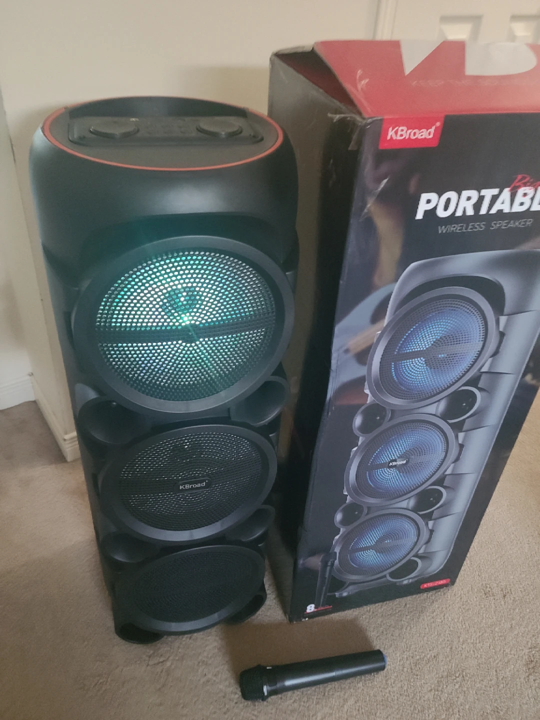 New 32" Wireless Bluetooth Speaker with wireless microphone