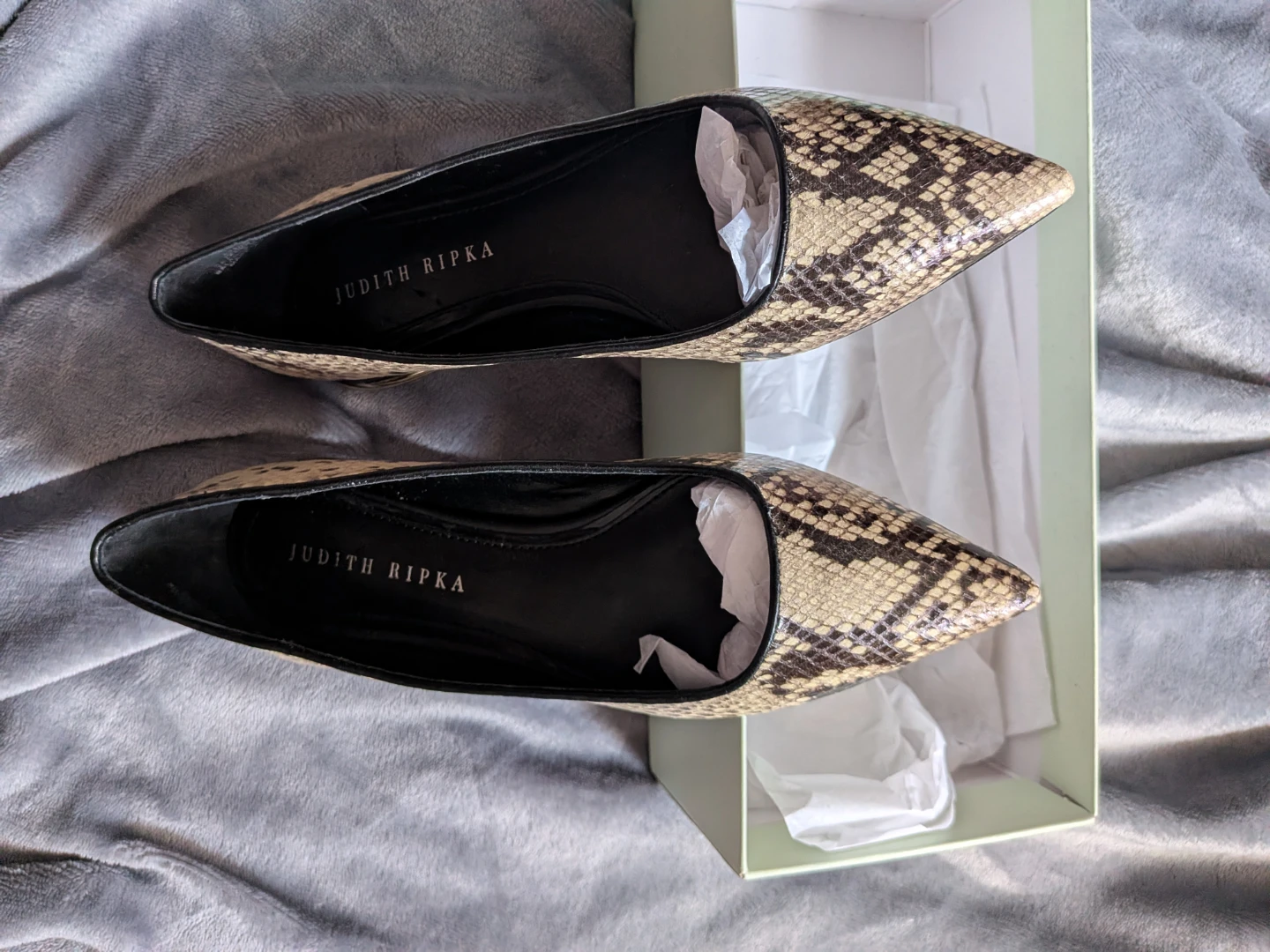 Judith Ripka Size 6 Snake Print Pointed Toe Flats - photo 2