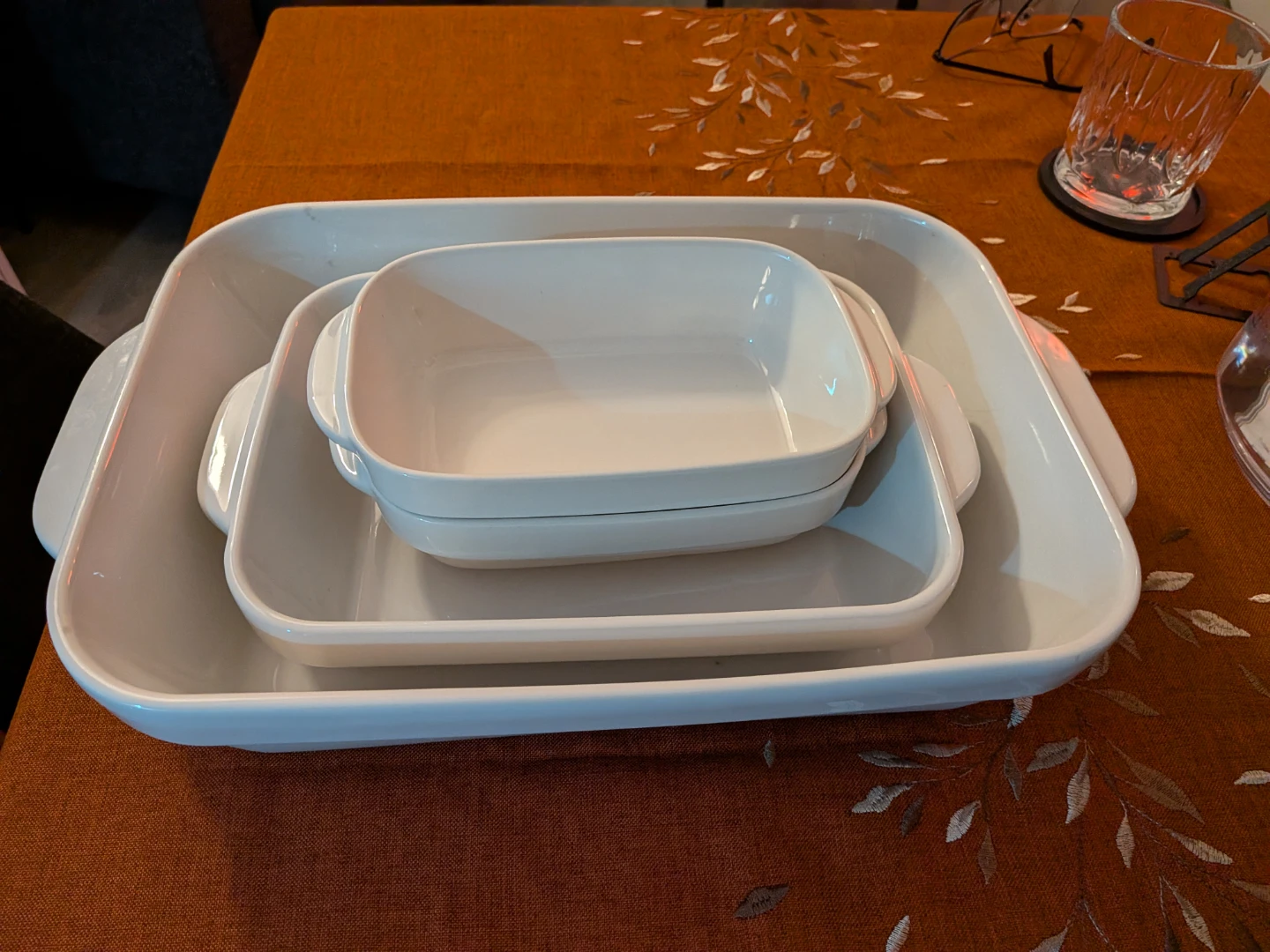 Set of 4 white ceramic baking dishes