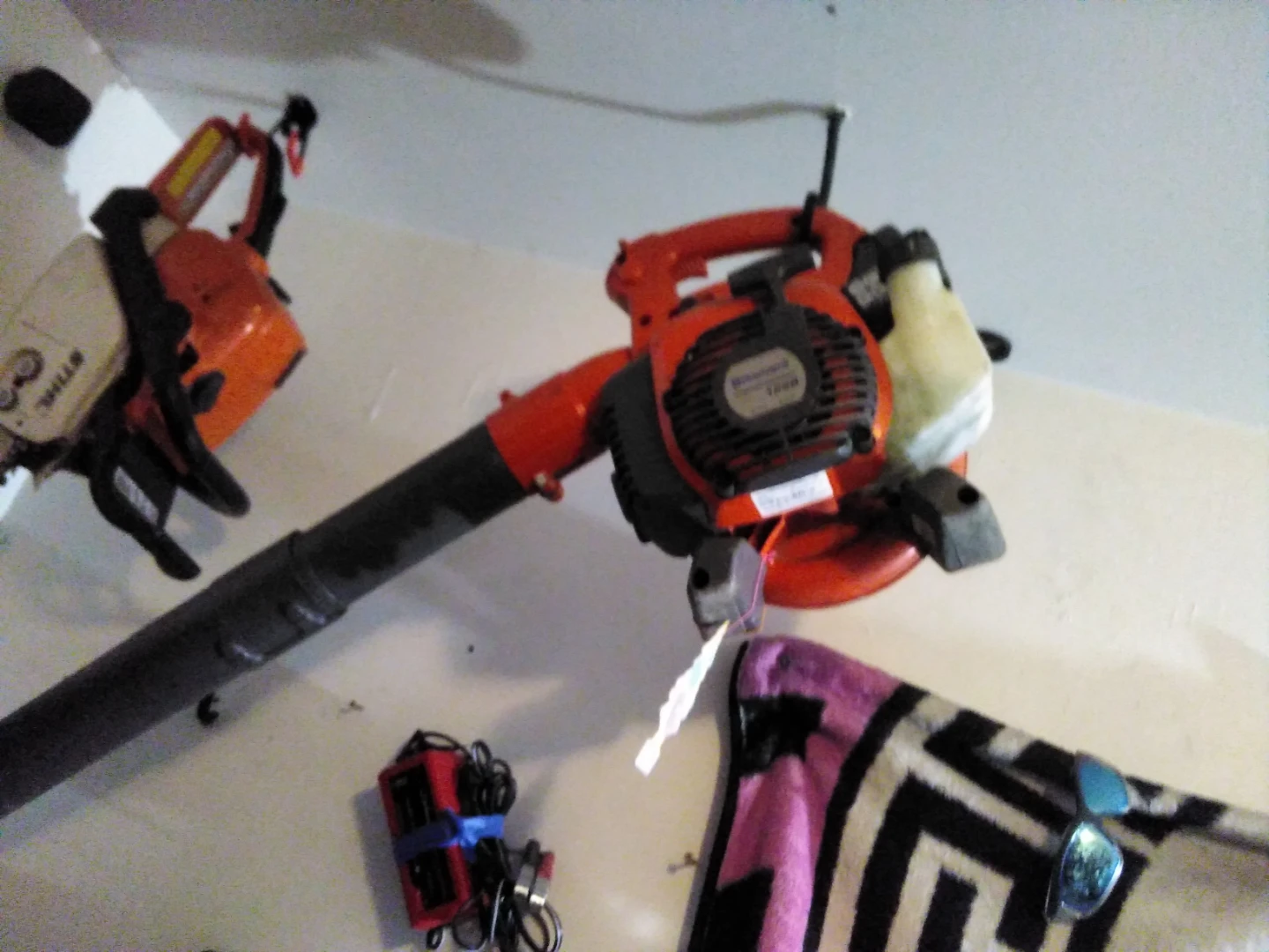 Husqvarna 125B Leaf Blower