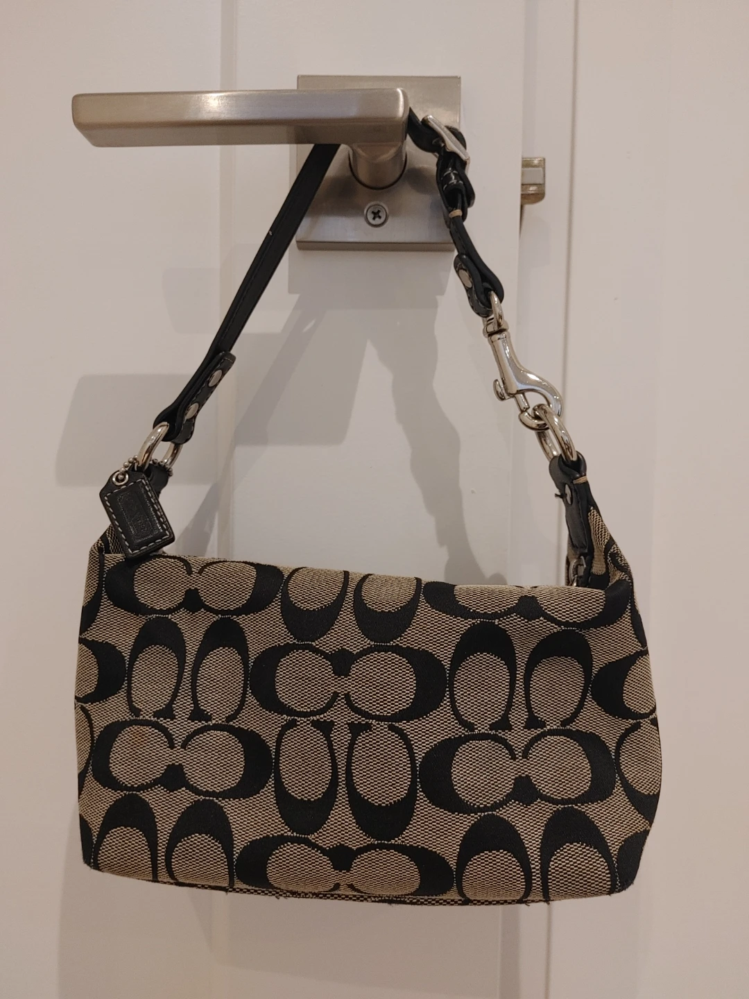 Coach Signature Pattern Shoulder Bag