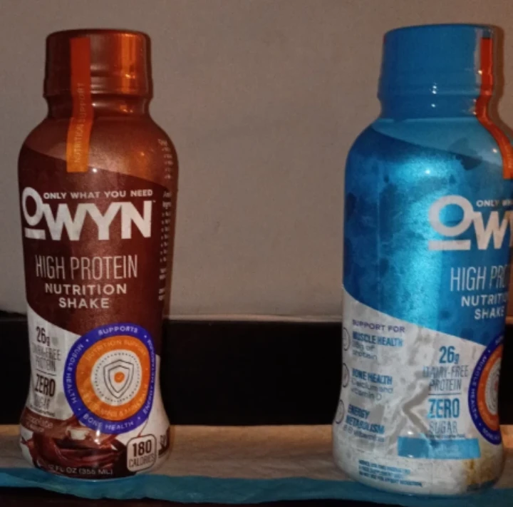 Two OWYN High Protein Nutrition Shakes 🏈 - photo 2