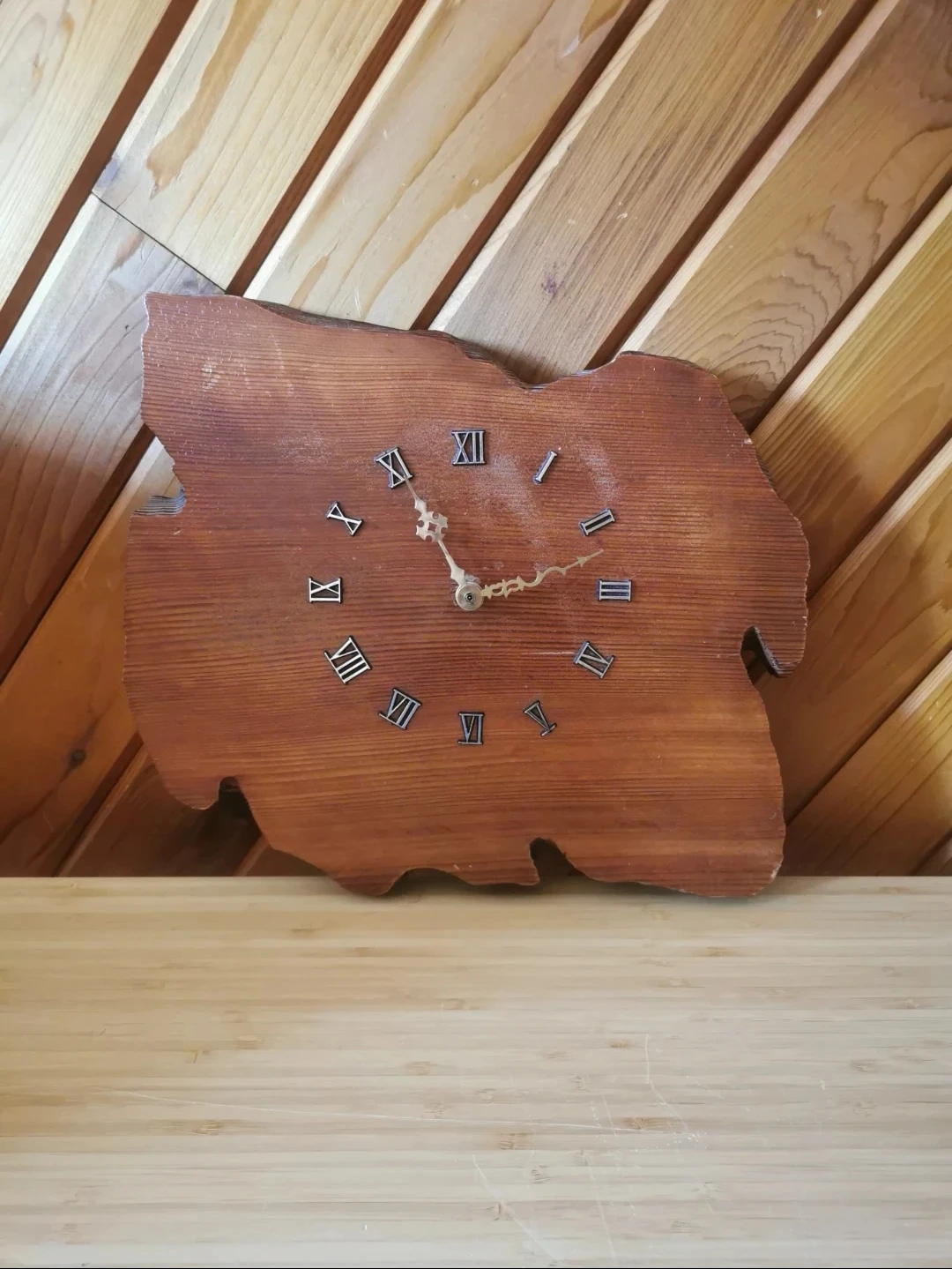 Vintage Solid Hardwood Wall Clock - photo 2