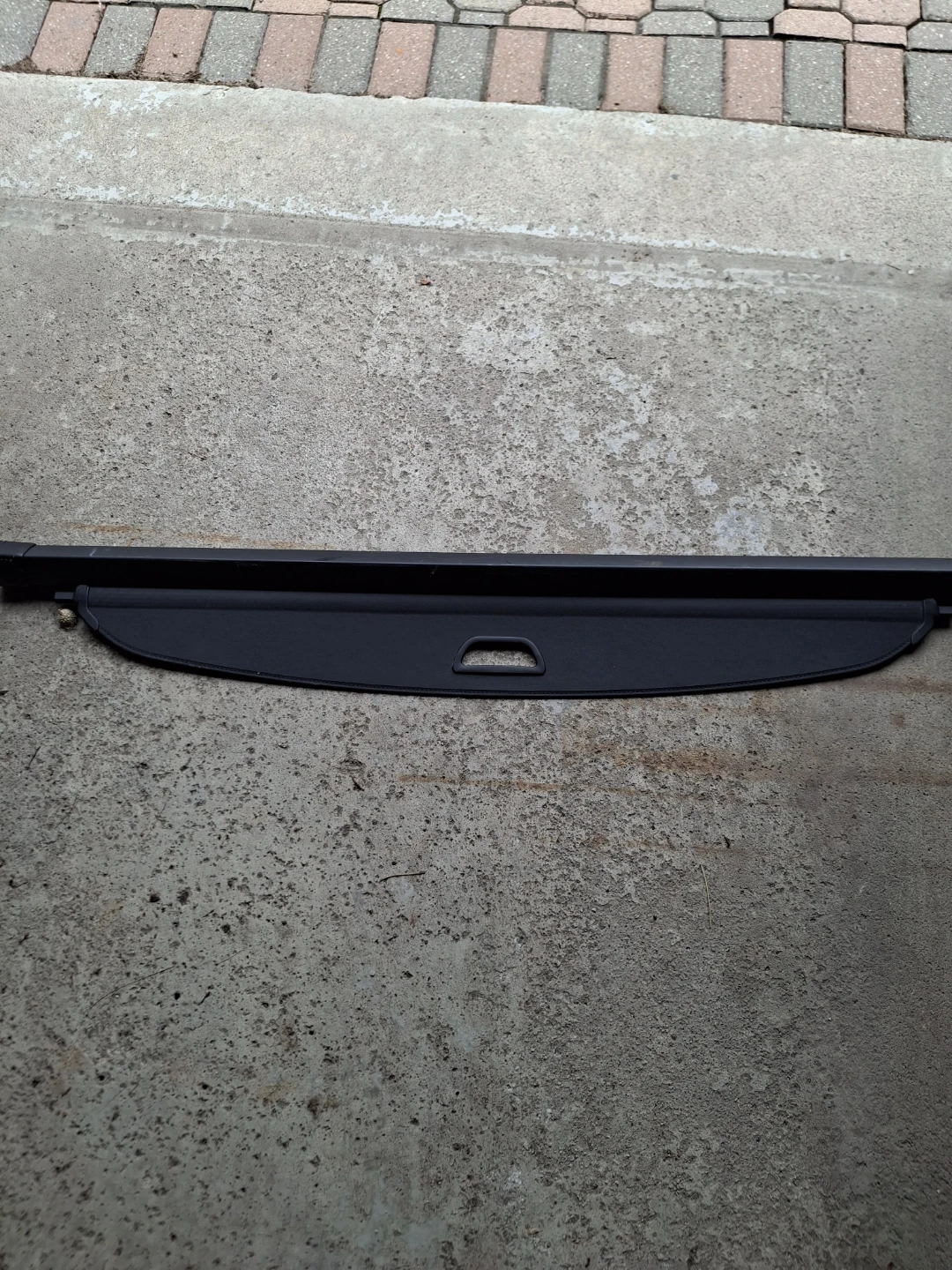 Mercedes-Benz Cargo Cover A1668100301 - photo 2