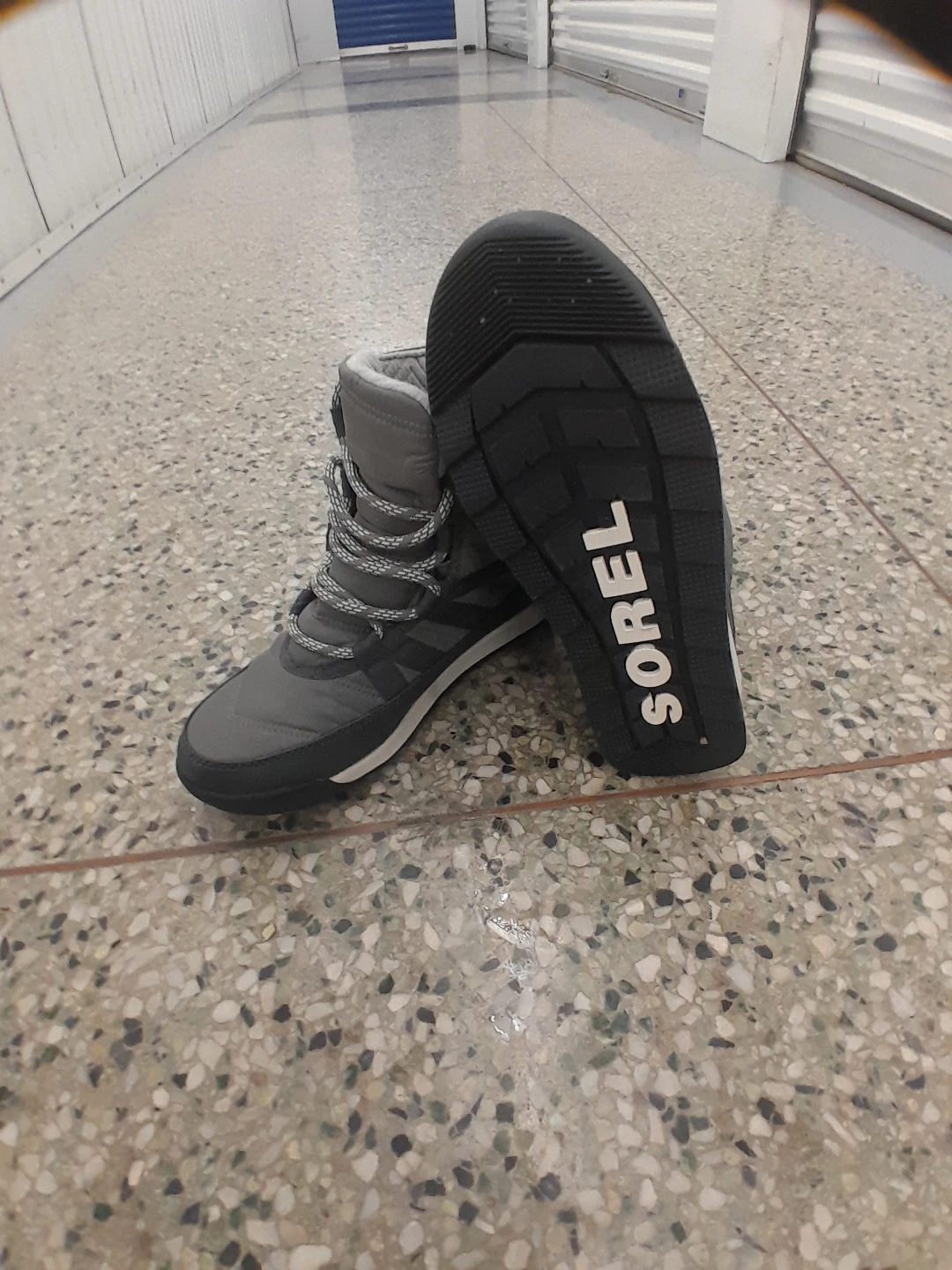 Sorel winter boots Women's Size  7 - photo 2