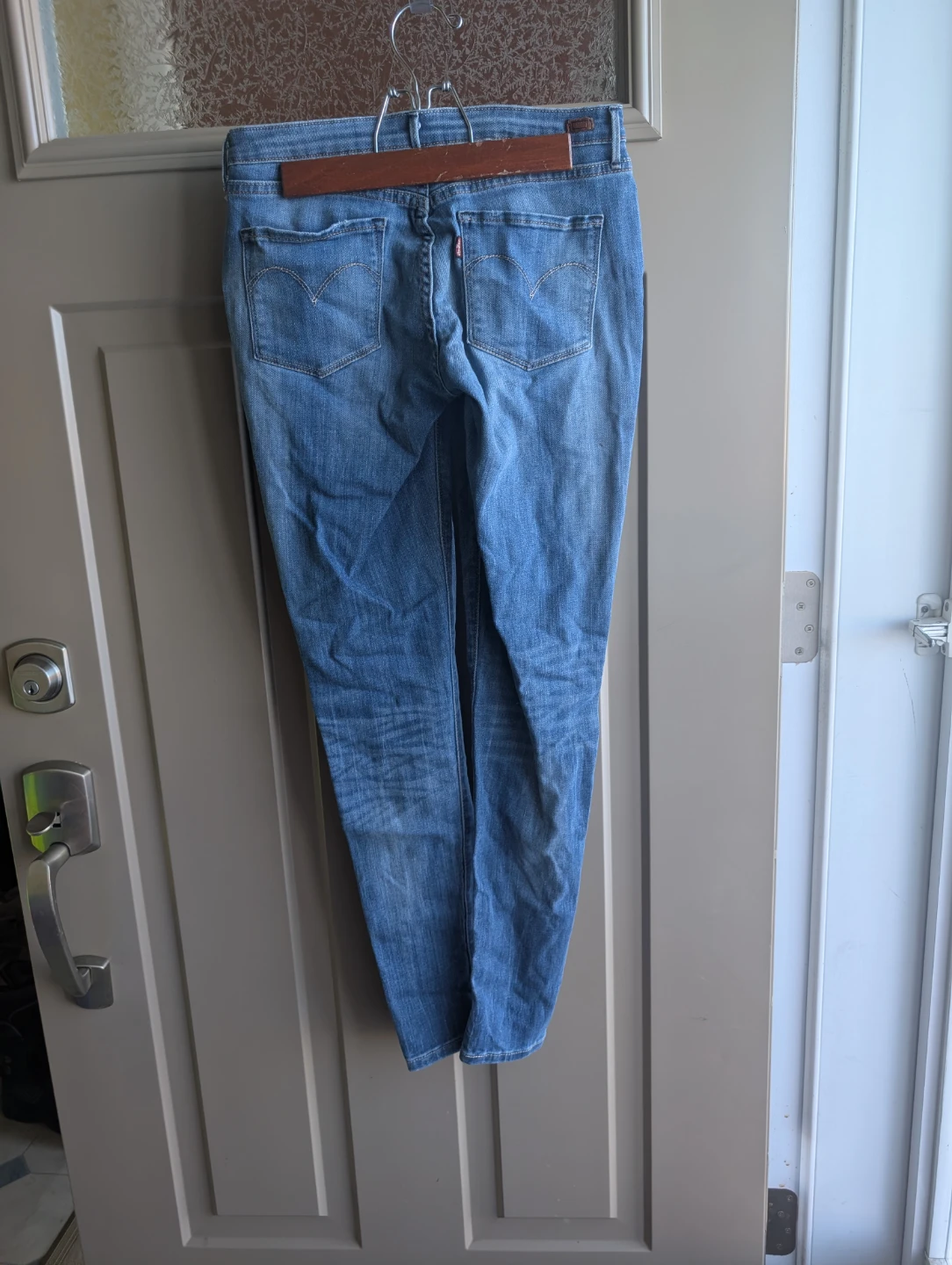 Womens sz 27 Levi's Skinny Jeans - photo 2