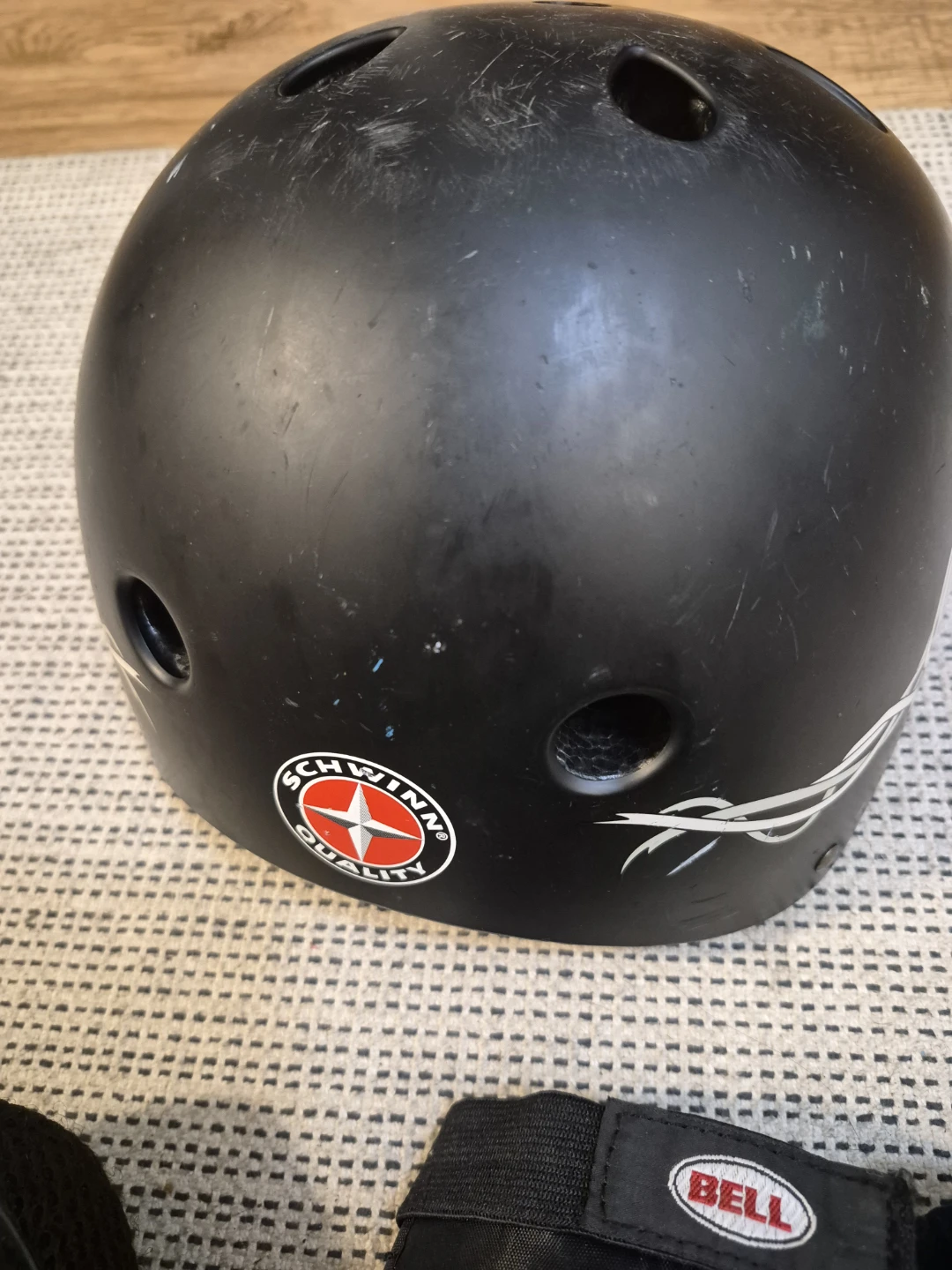 Kids Safety Helmet and Protective Gear Set - photo 5