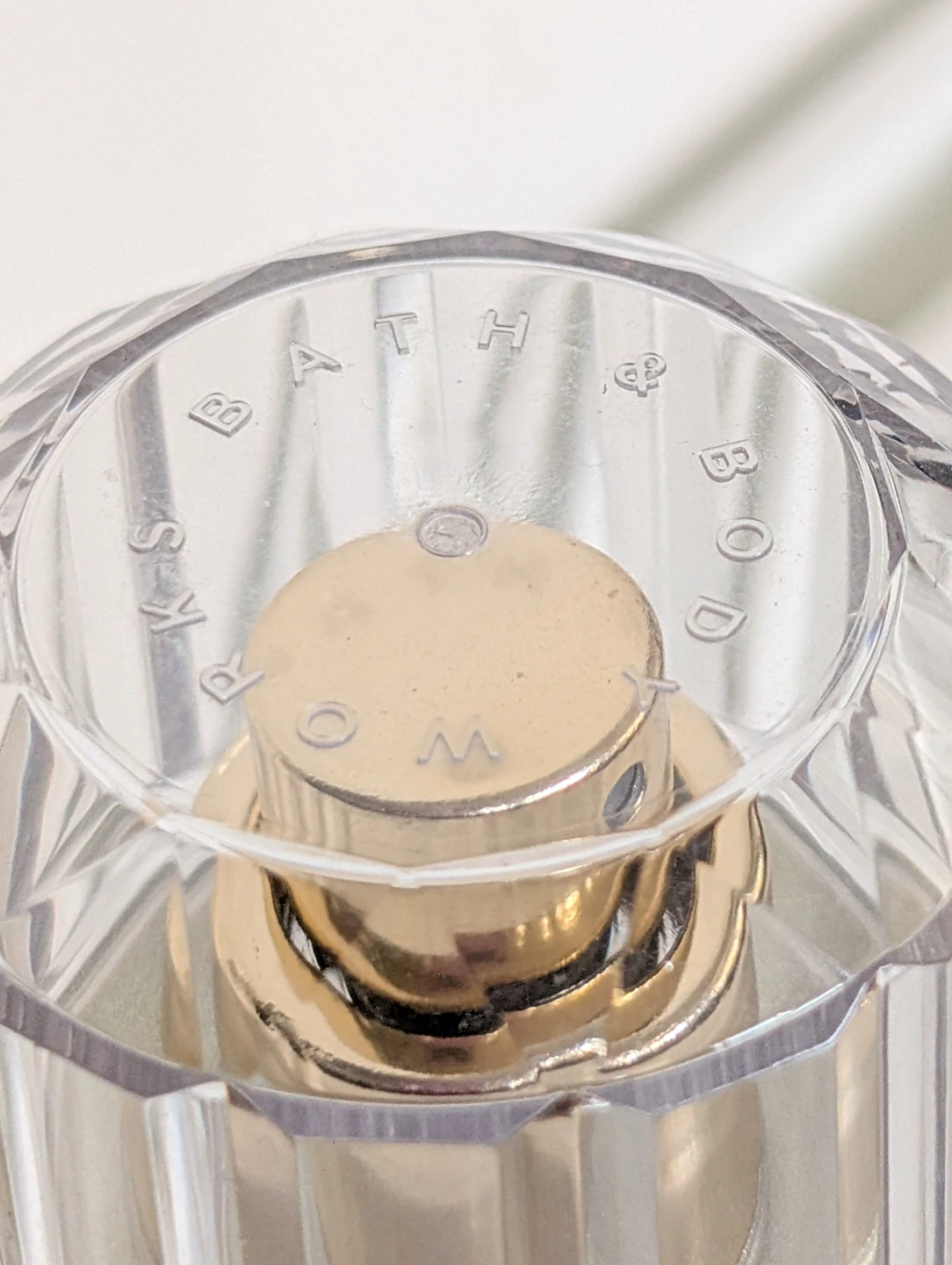 Bath & Body Works Infinite Radiance Fine Fragrance Mist 🏈 - photo 4