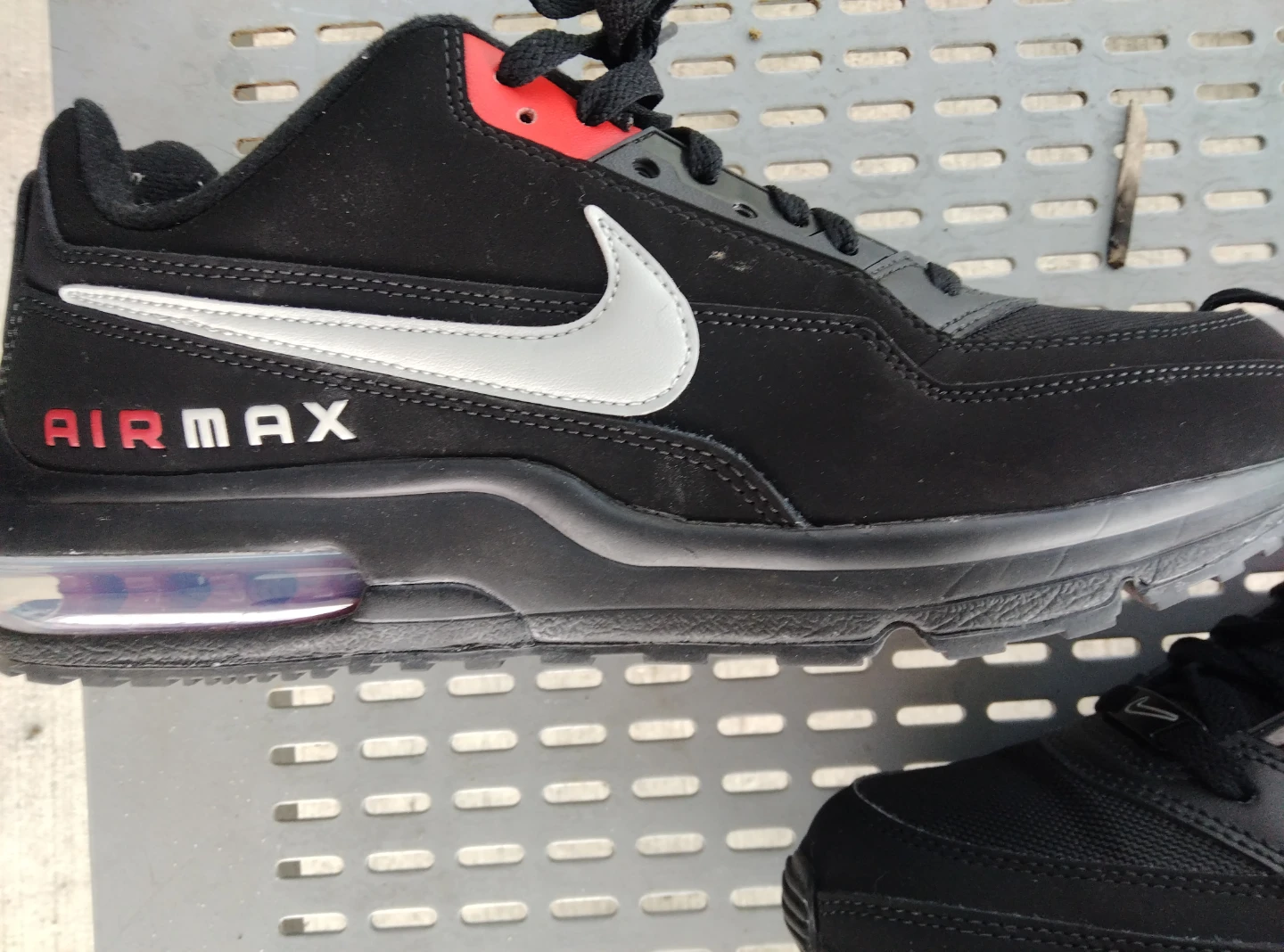 Nike Air Max Sneakers Black... Excellent Condition