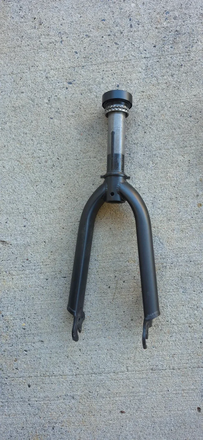 Black Bicycle Fork for jetson bolt