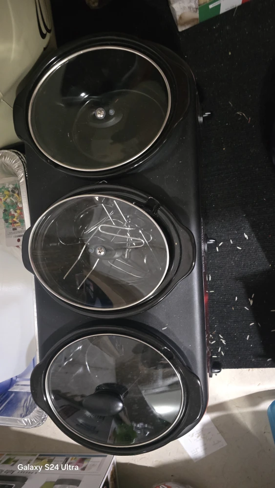 Elite Gourmet Triple Slow Cooker - photo 3
