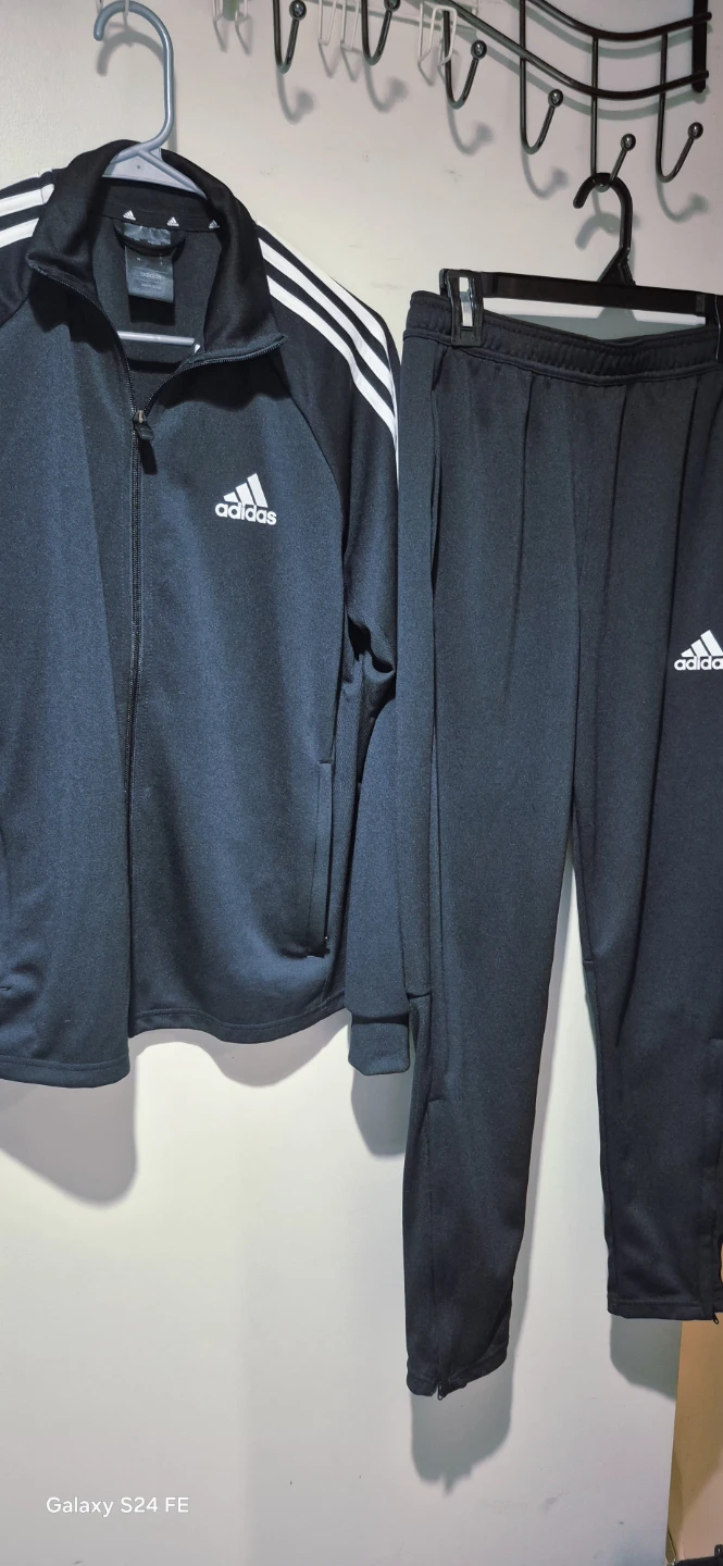 Adidas Tracksuit Set - photo 2