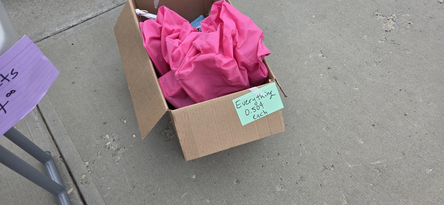 Garage Sale - photo 5
