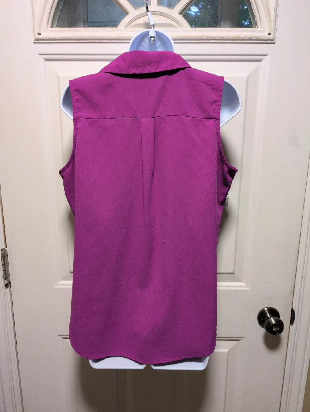Ricki's Sleeveless Button-Down Blouse, Medium - photo 3