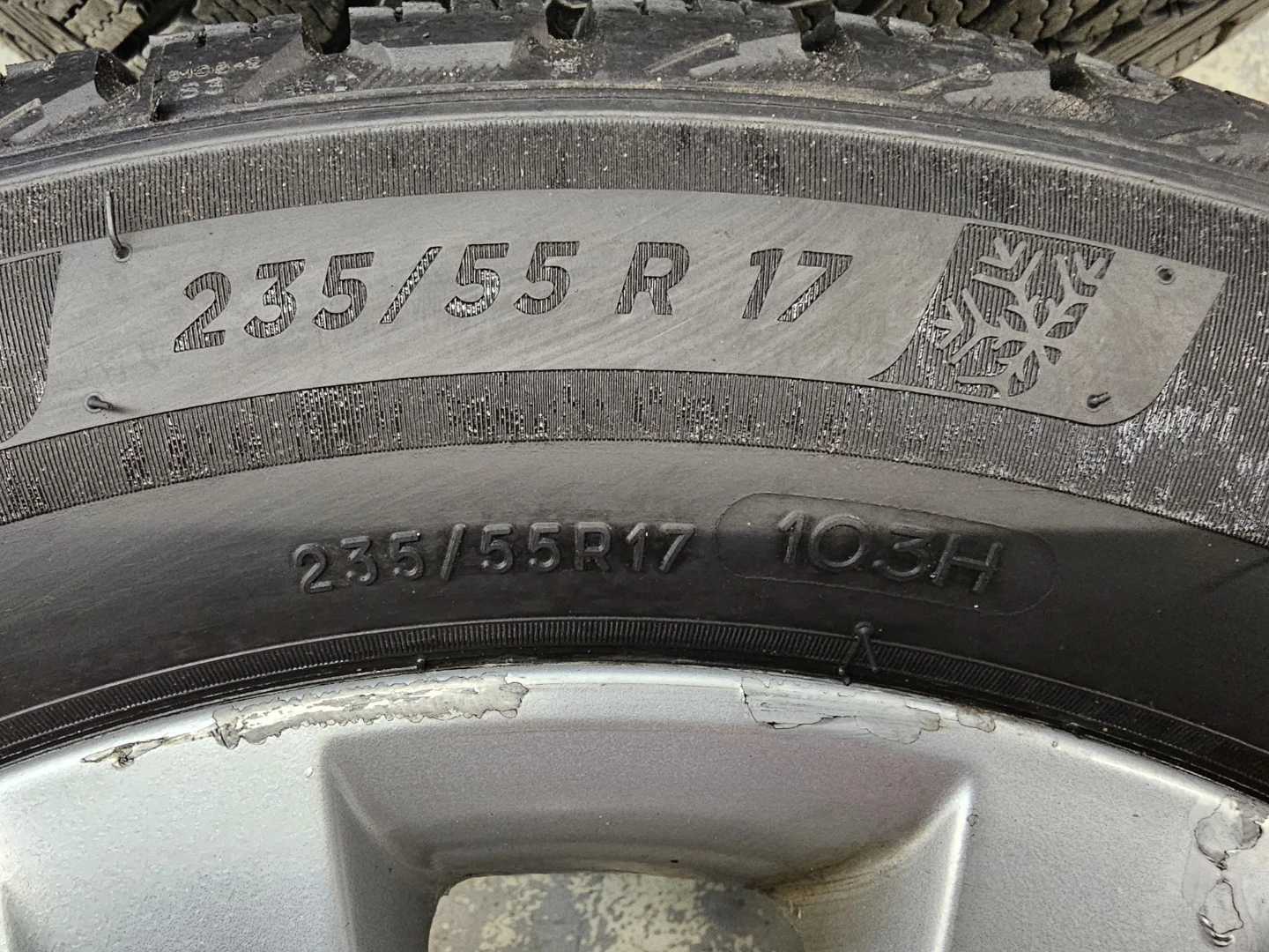 VOLKSWAGEN TIGUAN WINTER TIRES ON O.E.M RIMS 235/55 R17 - photo 3
