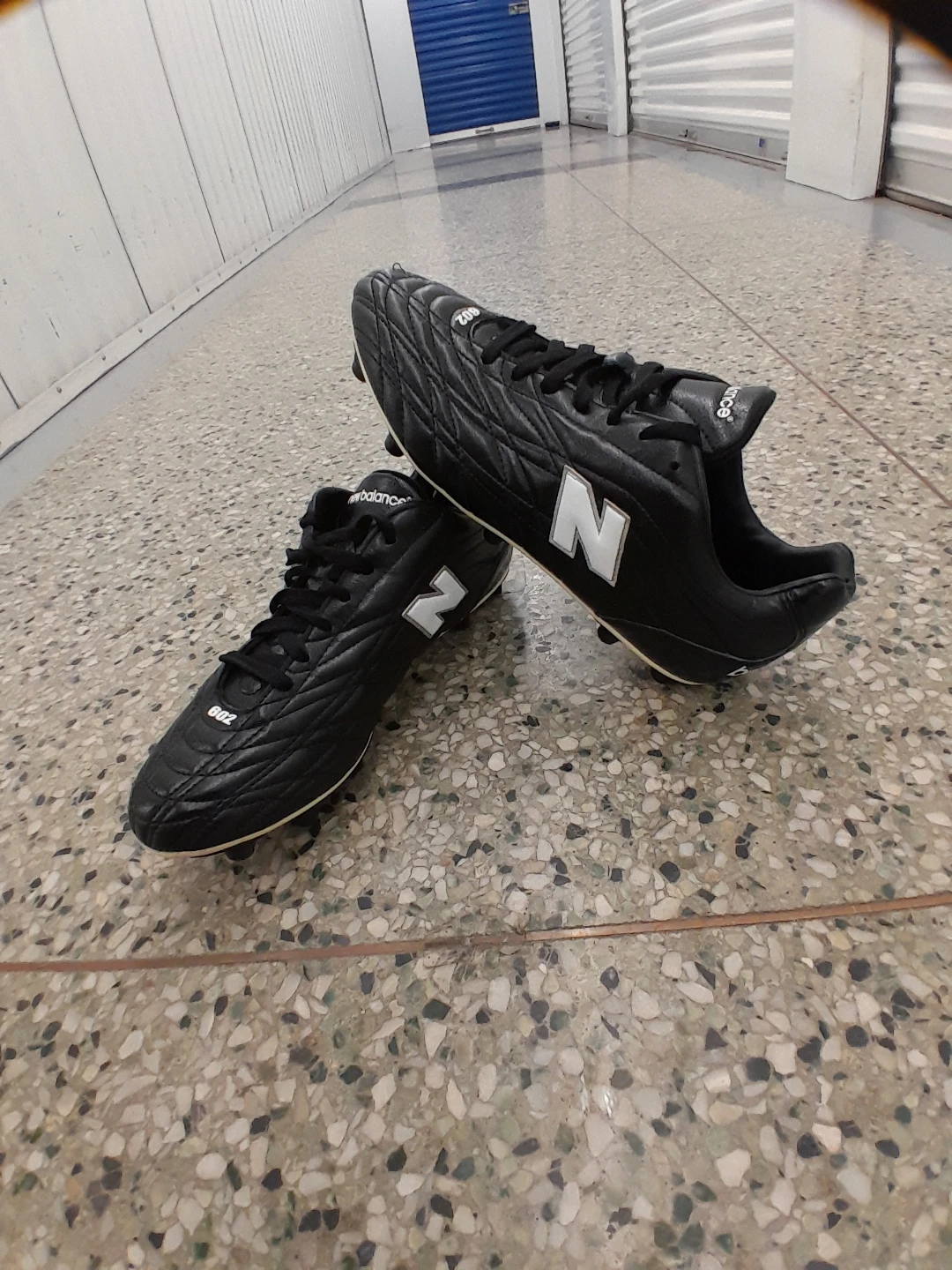 New Balance 602 Soccer Cleats Solid Black Men's Size 12 - photo 5