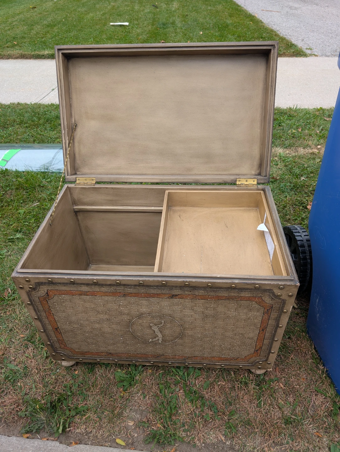 Decorative Wooden Storage Chest - photo 2