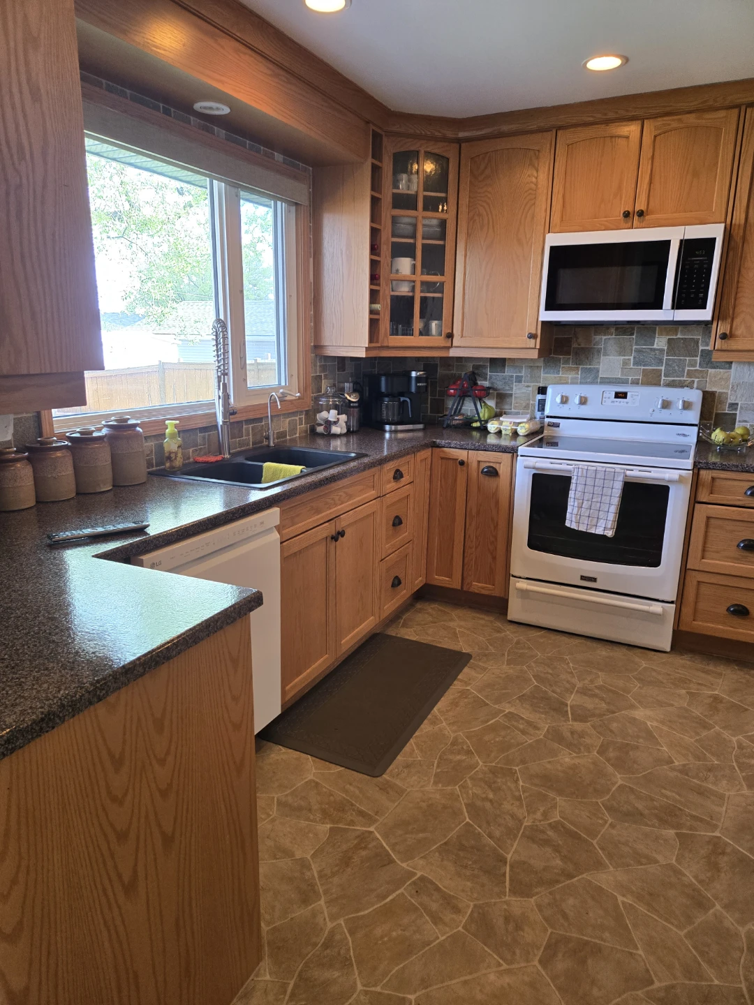 3 bedroom house for rent - photo 5