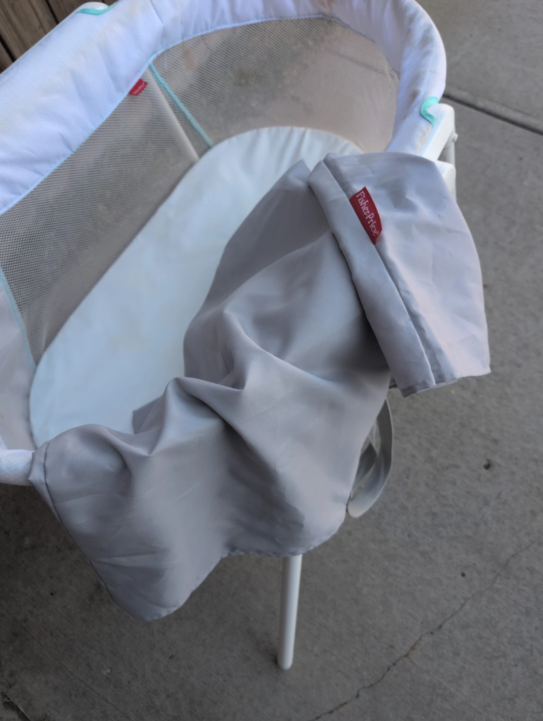 Fisher-Price Baby Bassinet - photo 4