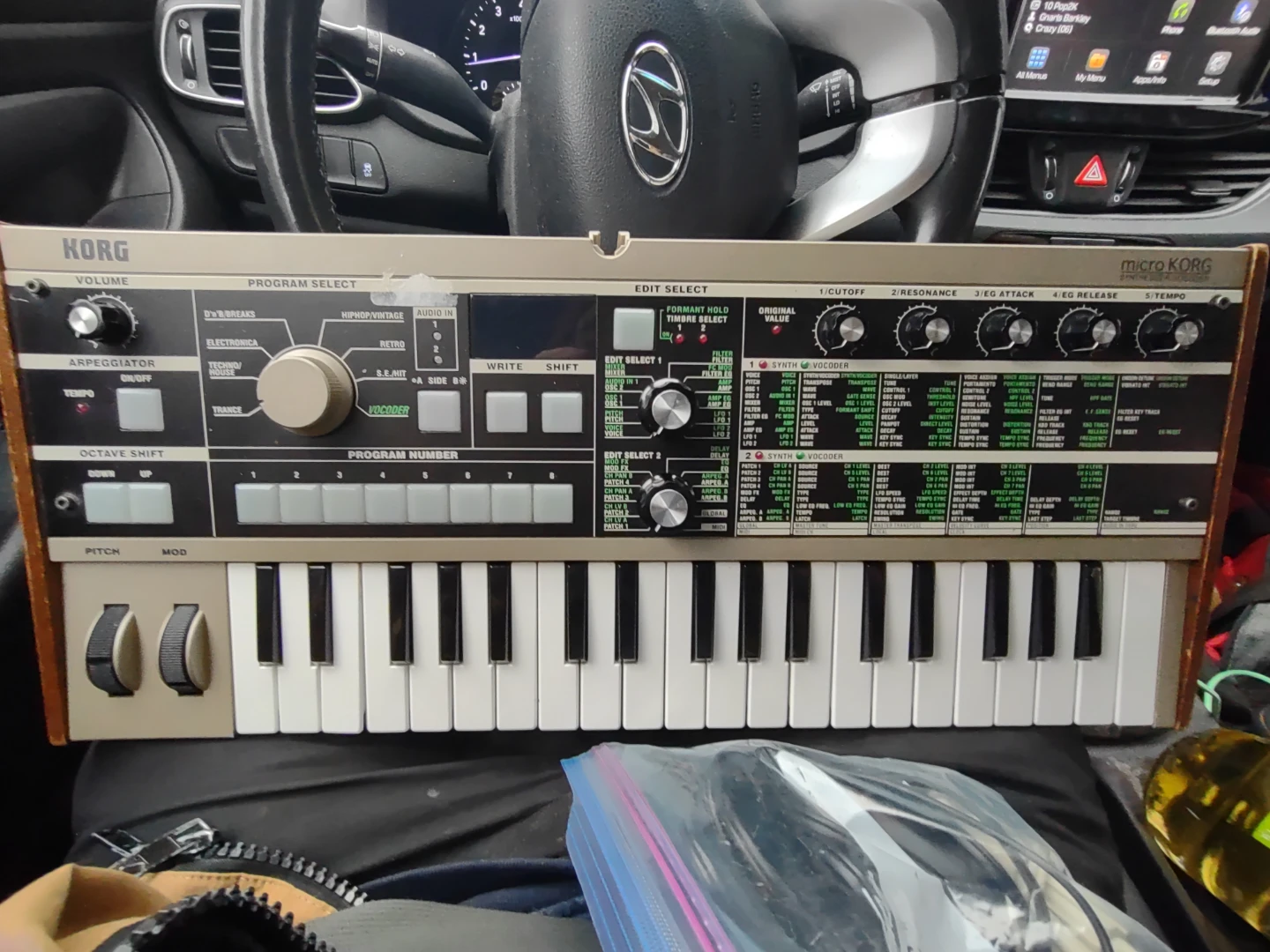 Korg MicroKORG 37-Key Synthesizer/Vocoder - photo 2