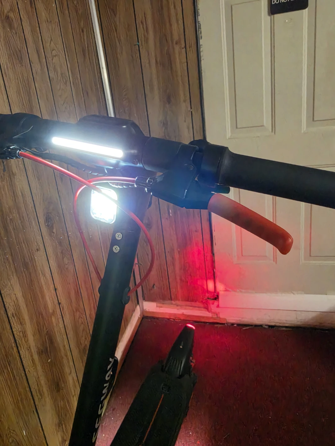 Segway Ninebot Max G3 Electric Scooter, 28 mph Max Speed 50 mi - photo 5