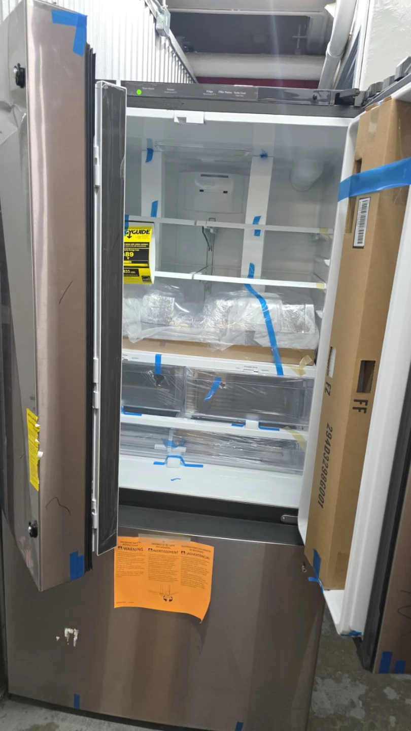 New GE 36in French Door Refrigerator Stainless Steel - photo 2