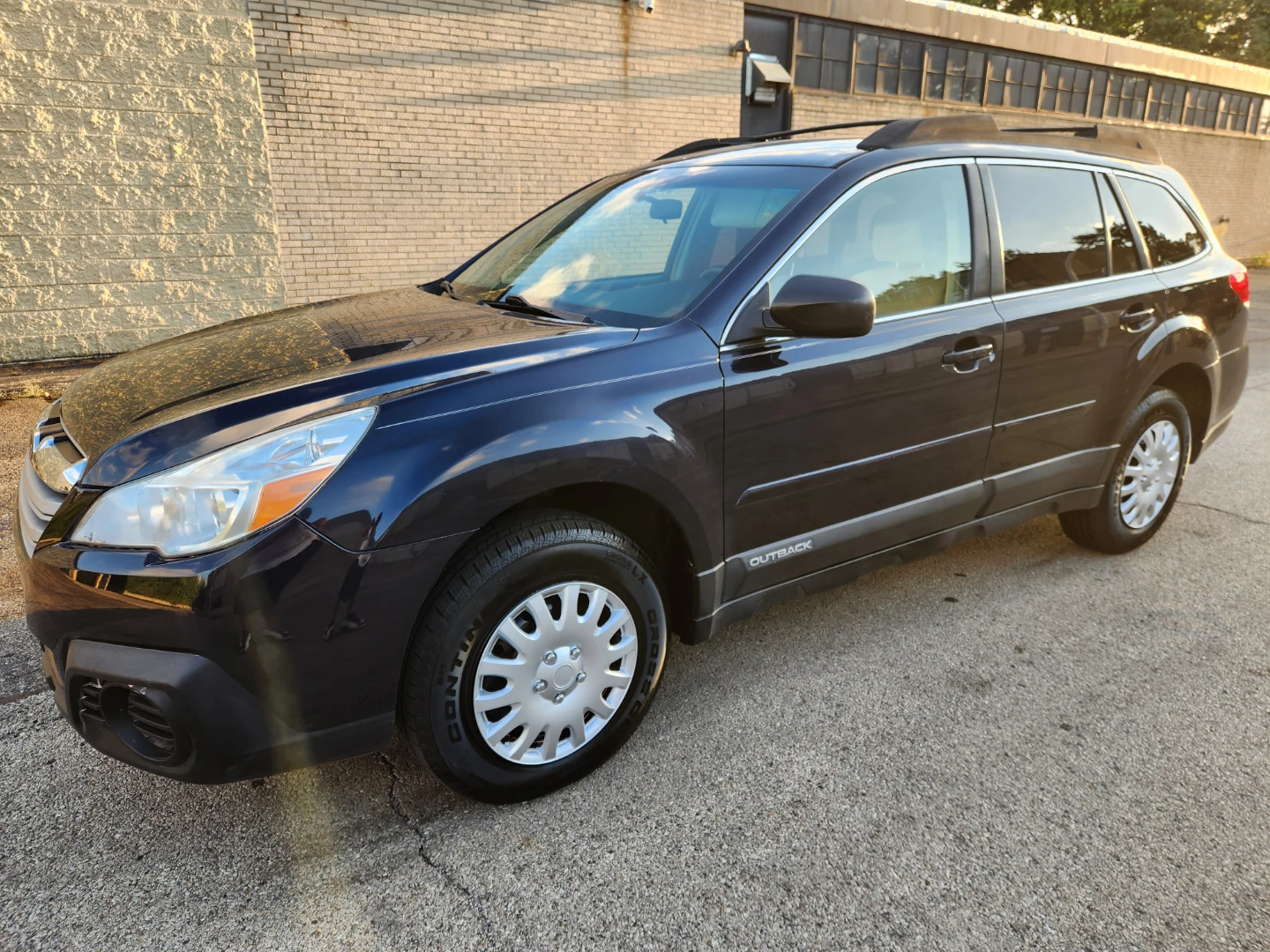 2013 Subaru Outback - photo 2