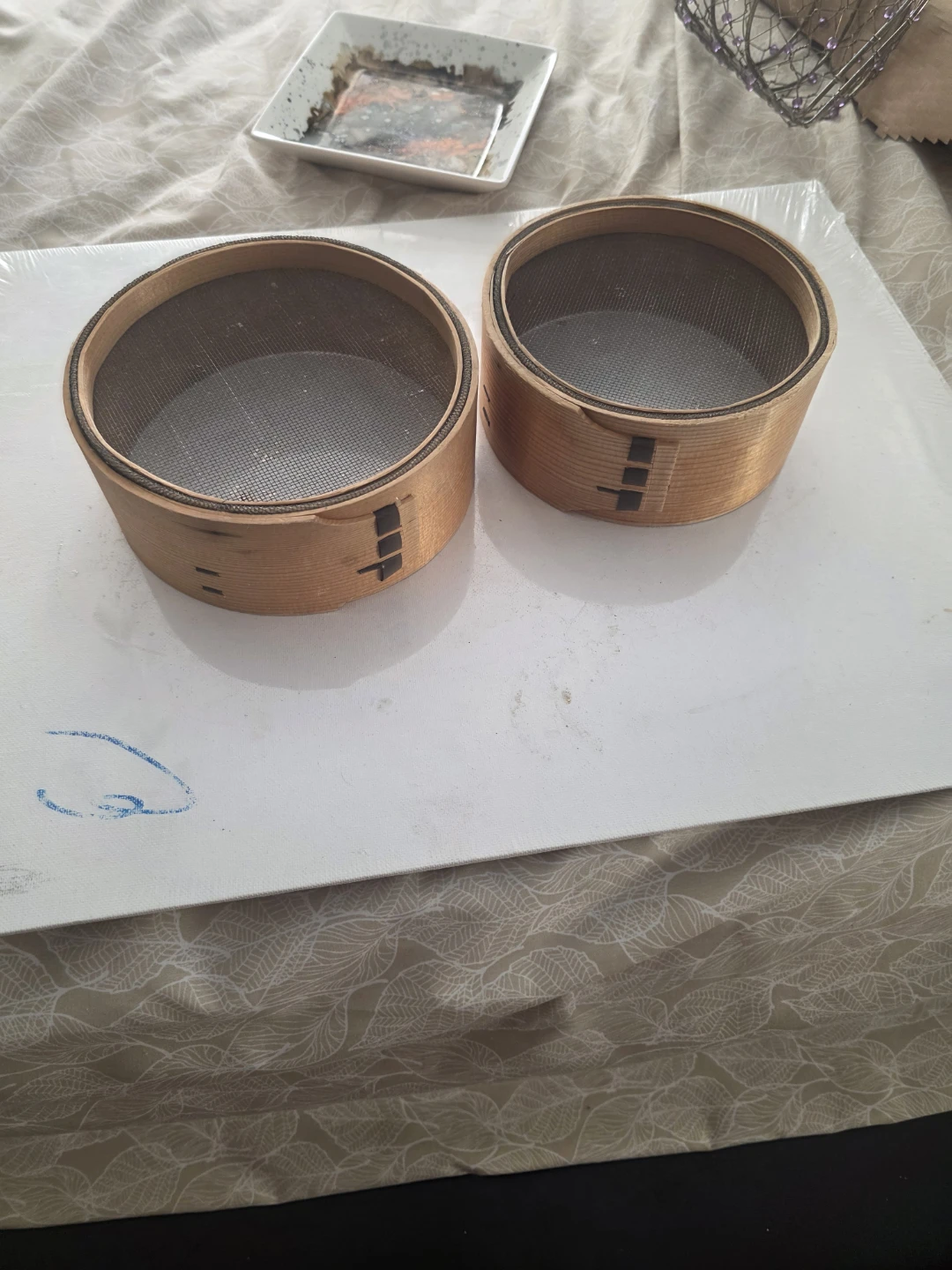 Two vintage  Wooden Flour Sifters - photo 3