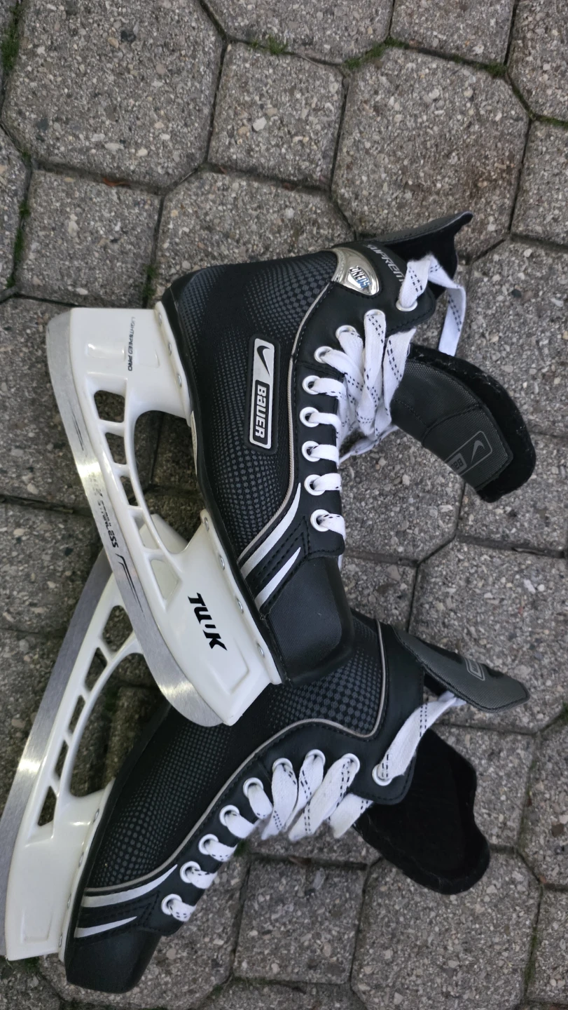 Bauer Supreme Ice Skates - photo 2