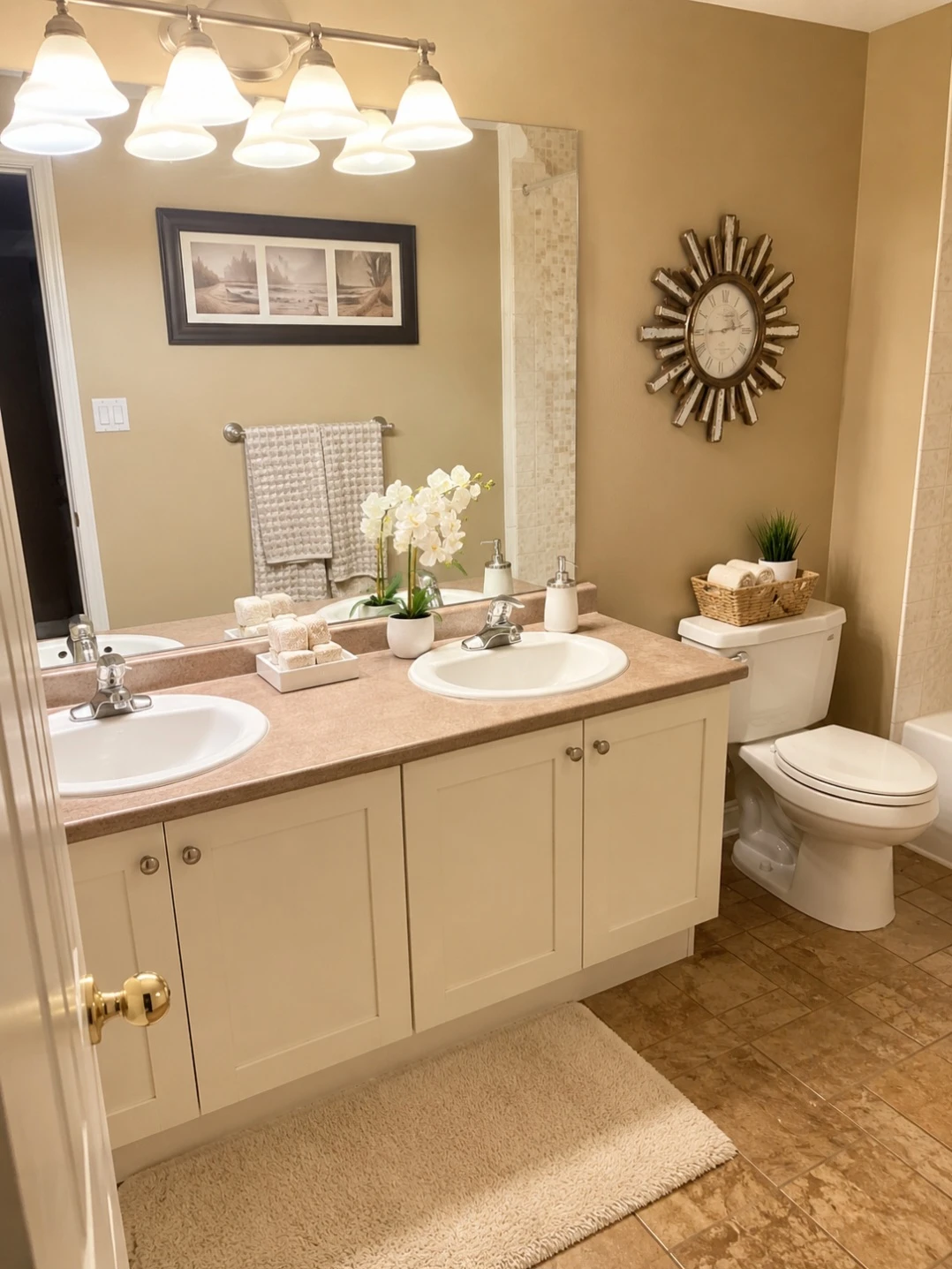Room for Rent in Ajax – Clean, Furnished & Comfortable - photo 2