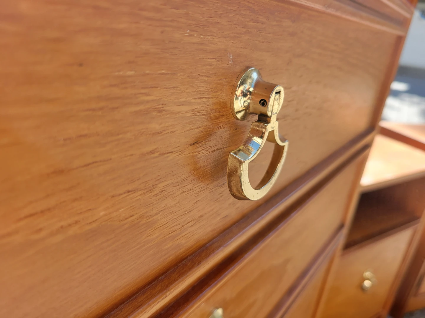 Mid-Century Modern (MCM) 5-Drawer Dresser & Nightstand Set - photo 4