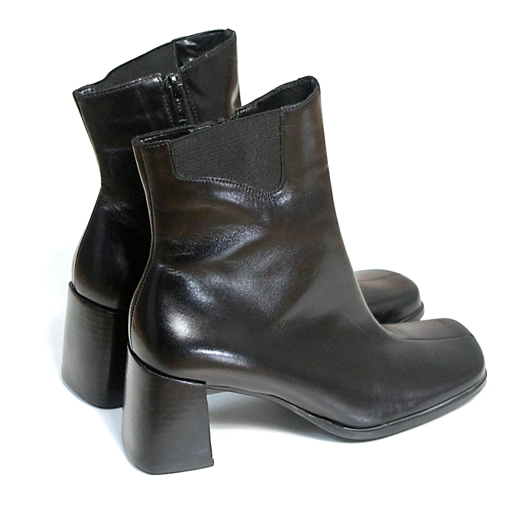 Vintage Black Leather Ankle Boots with Block Heel - photo 2