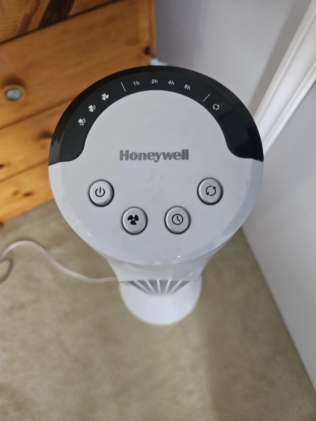 Honeywell White Tower Fan - photo 2