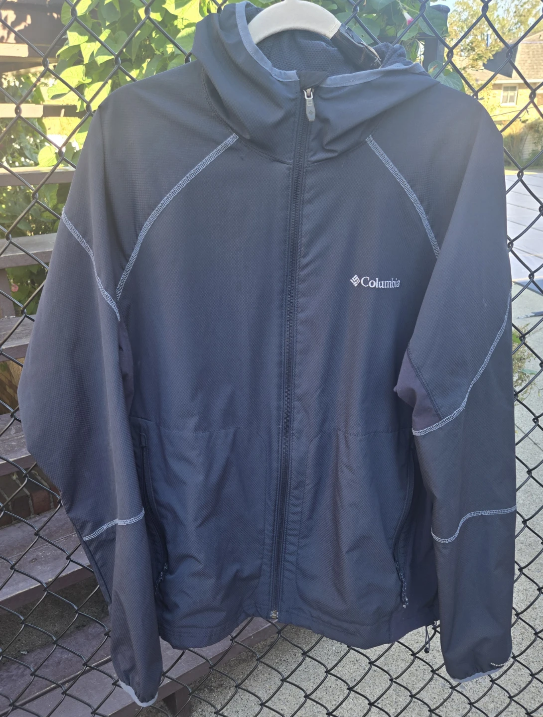 Men's Columbia Jacket.  XL black Watertight II. EUC