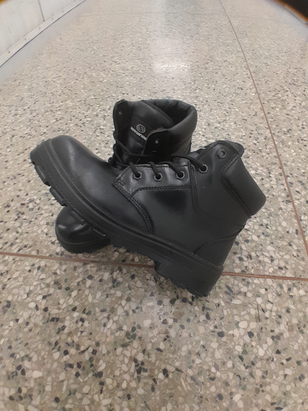 Sidewinder Black Safety Boots Men's Size 10