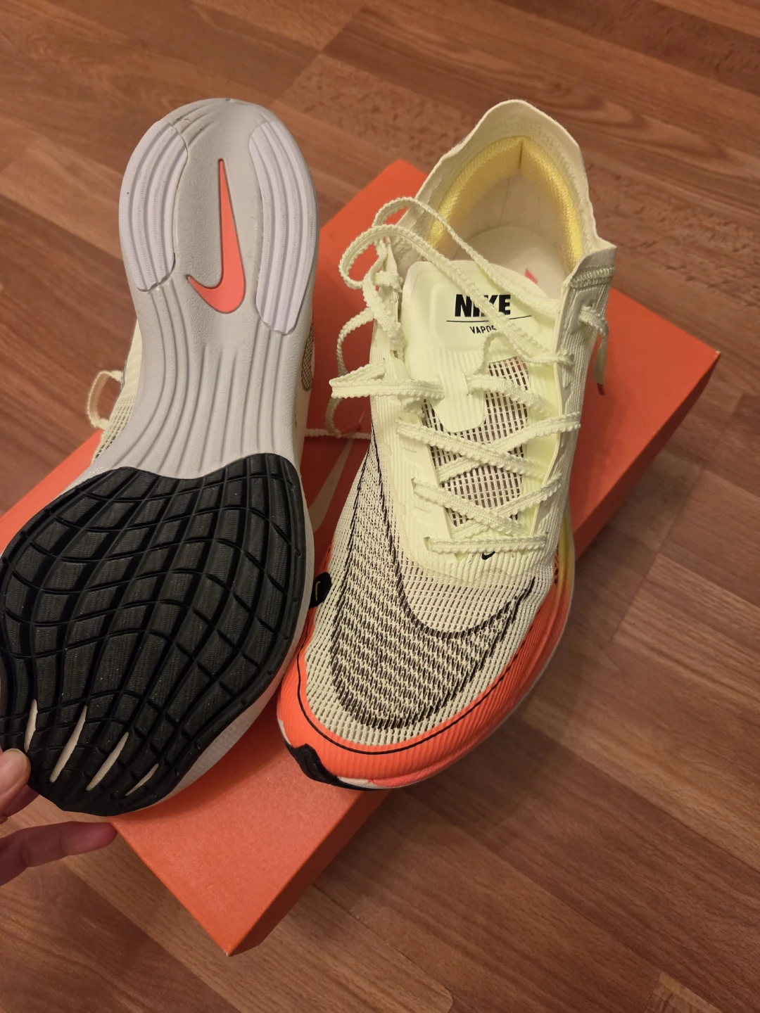 Nike Vaporfly Running Shoes 🏈 - photo 5