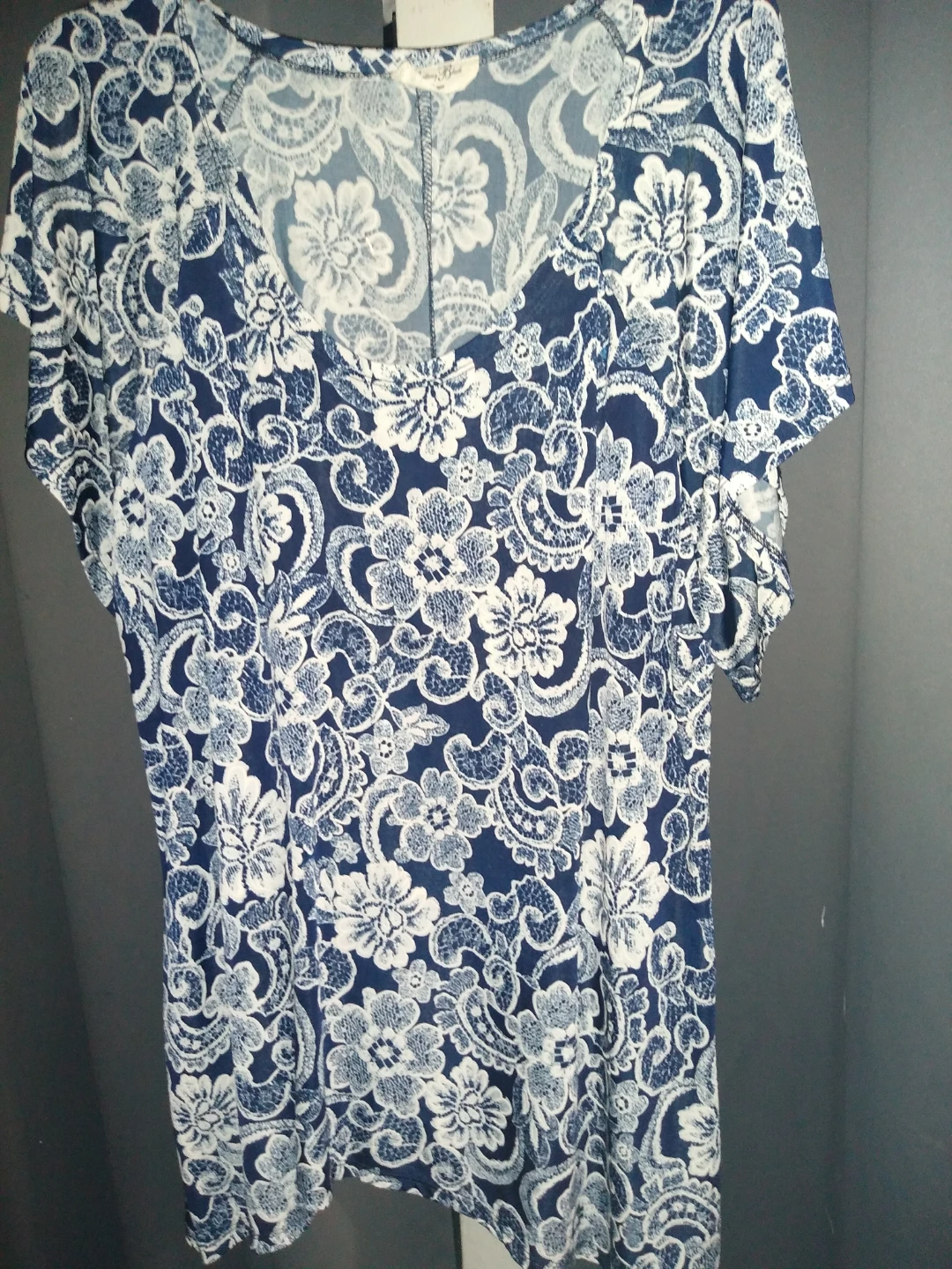 Beautiful easy breezy summer top