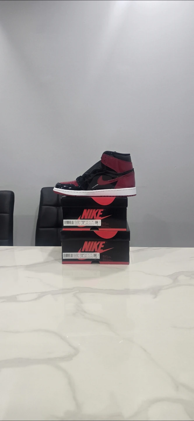Air Jordan 1 Patent Bred size 9.5 - photo 3