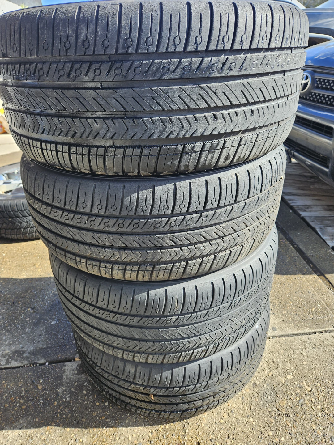 Benz Alloy Wheels with Tires 225/45ZR17 and two 245/40ZR17 sizes - photo 4