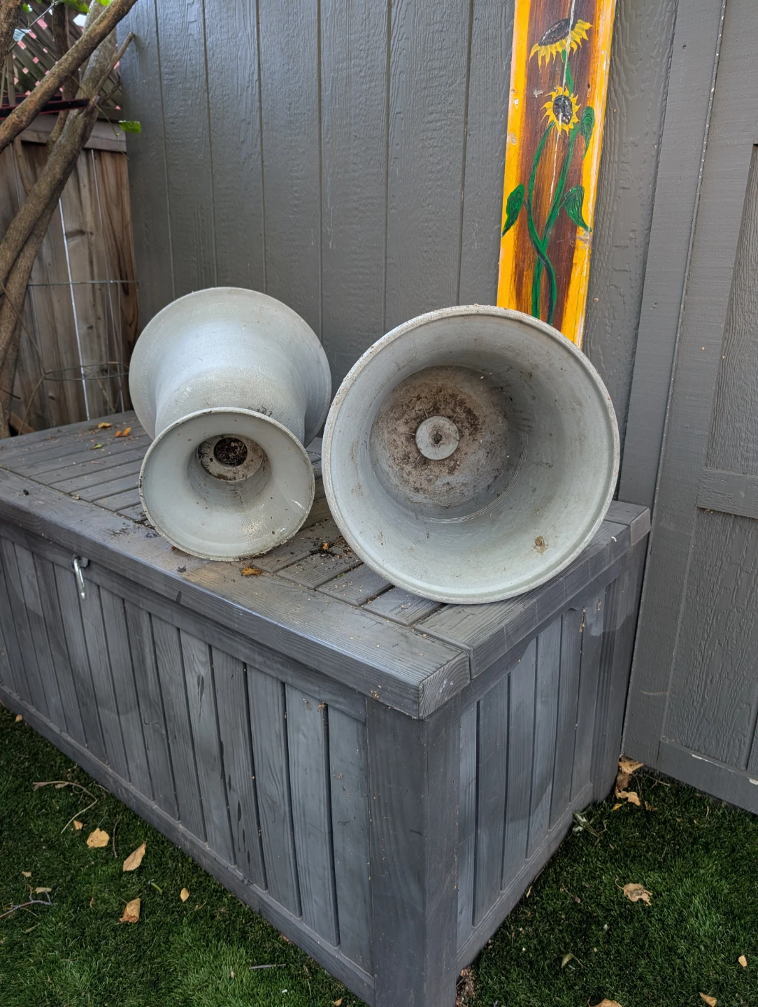 Set of two grey, resin garden urn planters - photo 2